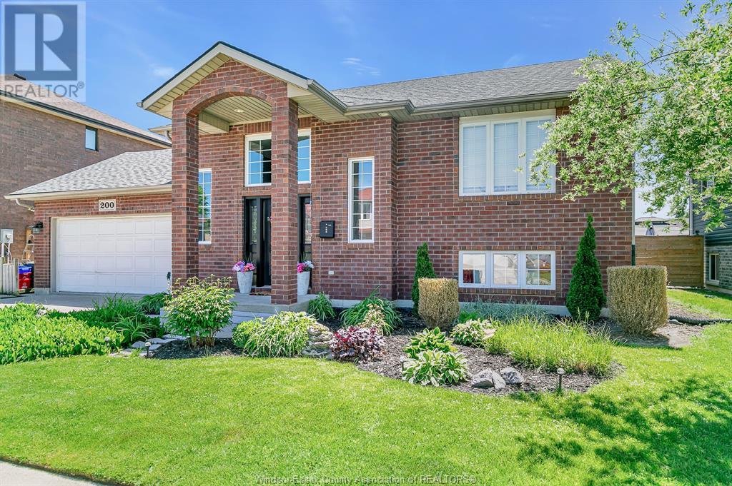 Property at 200 RIVERVIEW AVENUE image 2