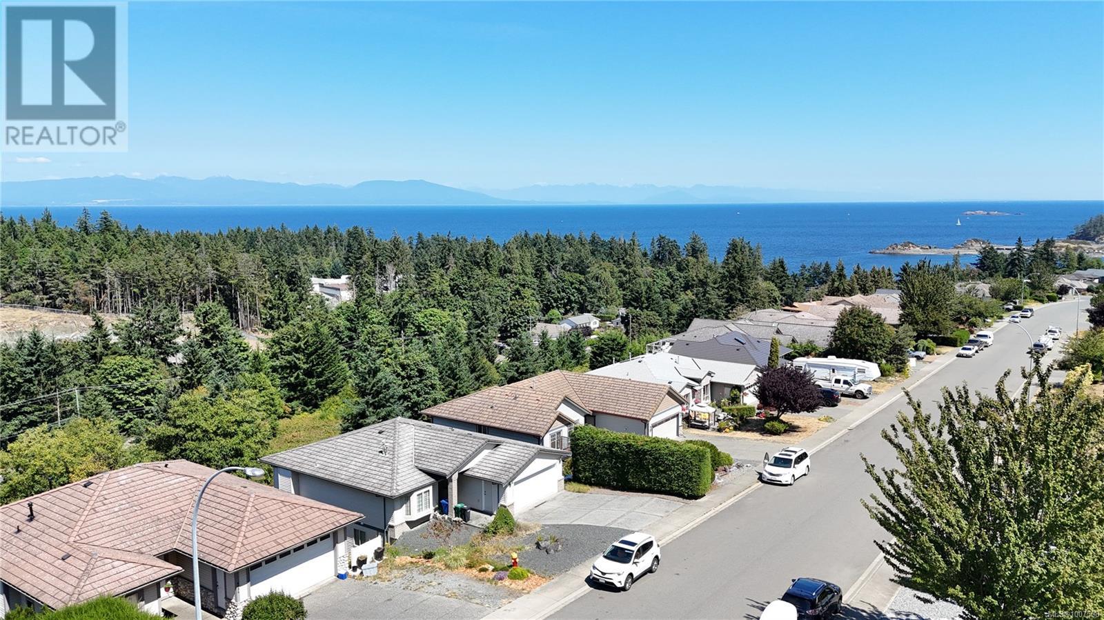 Property at 4124 Gulfview Dr image 3
