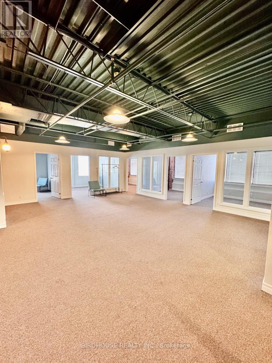 200 - 55 Mary Street W, Kawartha Lakes, Ontario  K9V 5Z6 - Photo 13 - X11911815