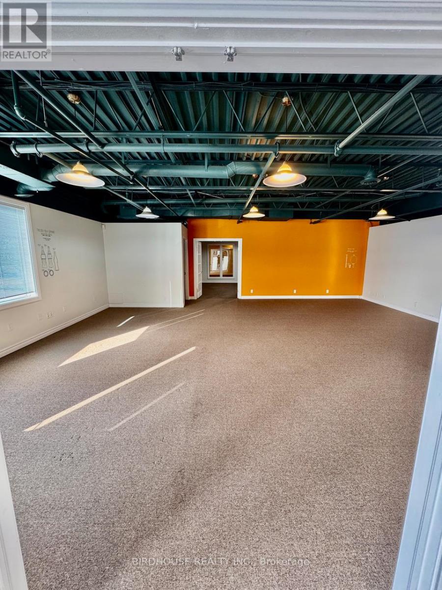 200 - 55 Mary Street W, Kawartha Lakes, Ontario  K9V 5Z6 - Photo 9 - X11911815