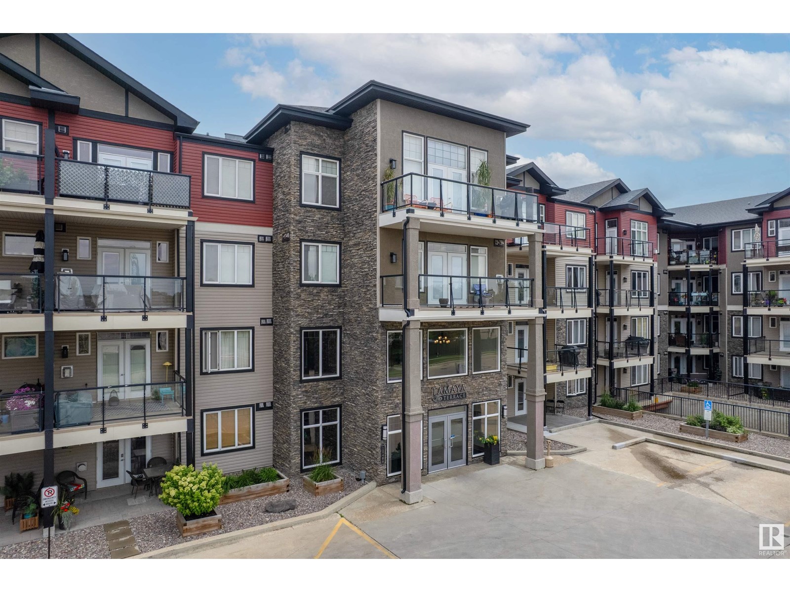 Property at #419 12408 15 AV SW image 2