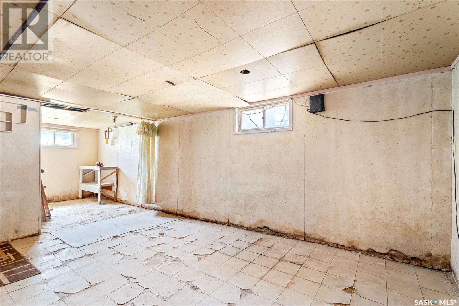 121 Lillooet Street E, Moose Jaw, Saskatchewan  S6H 4S6 - Photo 33 - SK014294