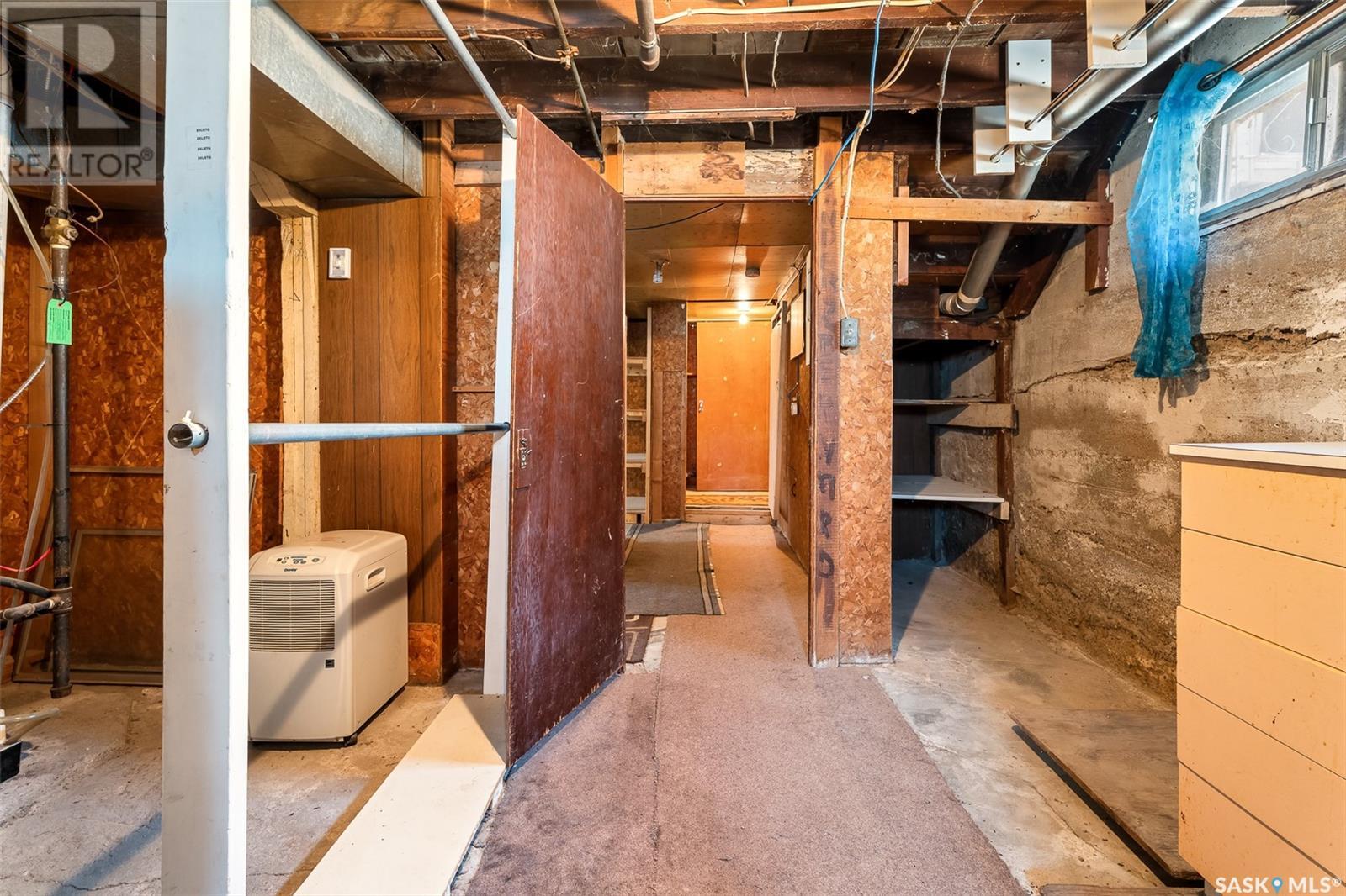 121 Lillooet Street E, Moose Jaw, Saskatchewan  S6H 4S6 - Photo 38 - SK014294