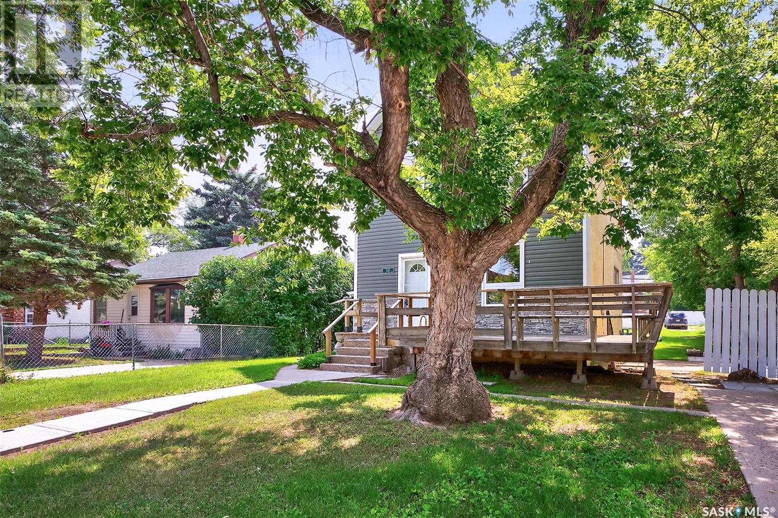 121 Lillooet Street E, Moose Jaw, Saskatchewan  S6H 4S6 - Photo 39 - SK014294