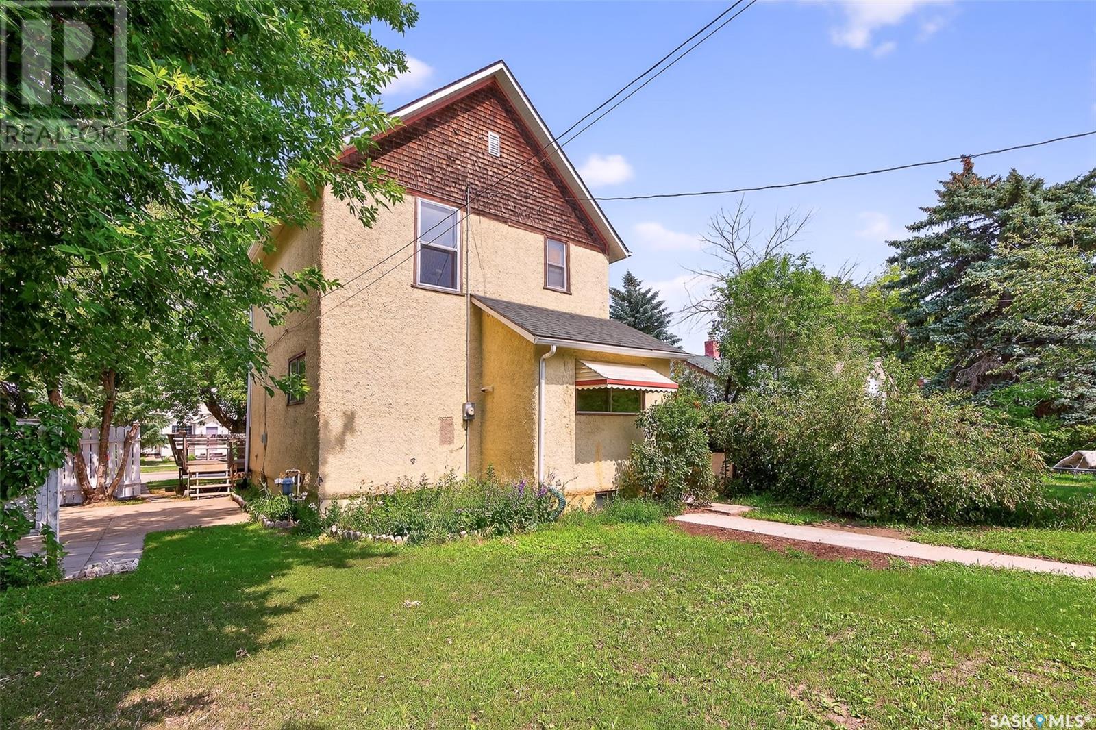 121 Lillooet Street E, Moose Jaw, Saskatchewan  S6H 4S6 - Photo 44 - SK014294