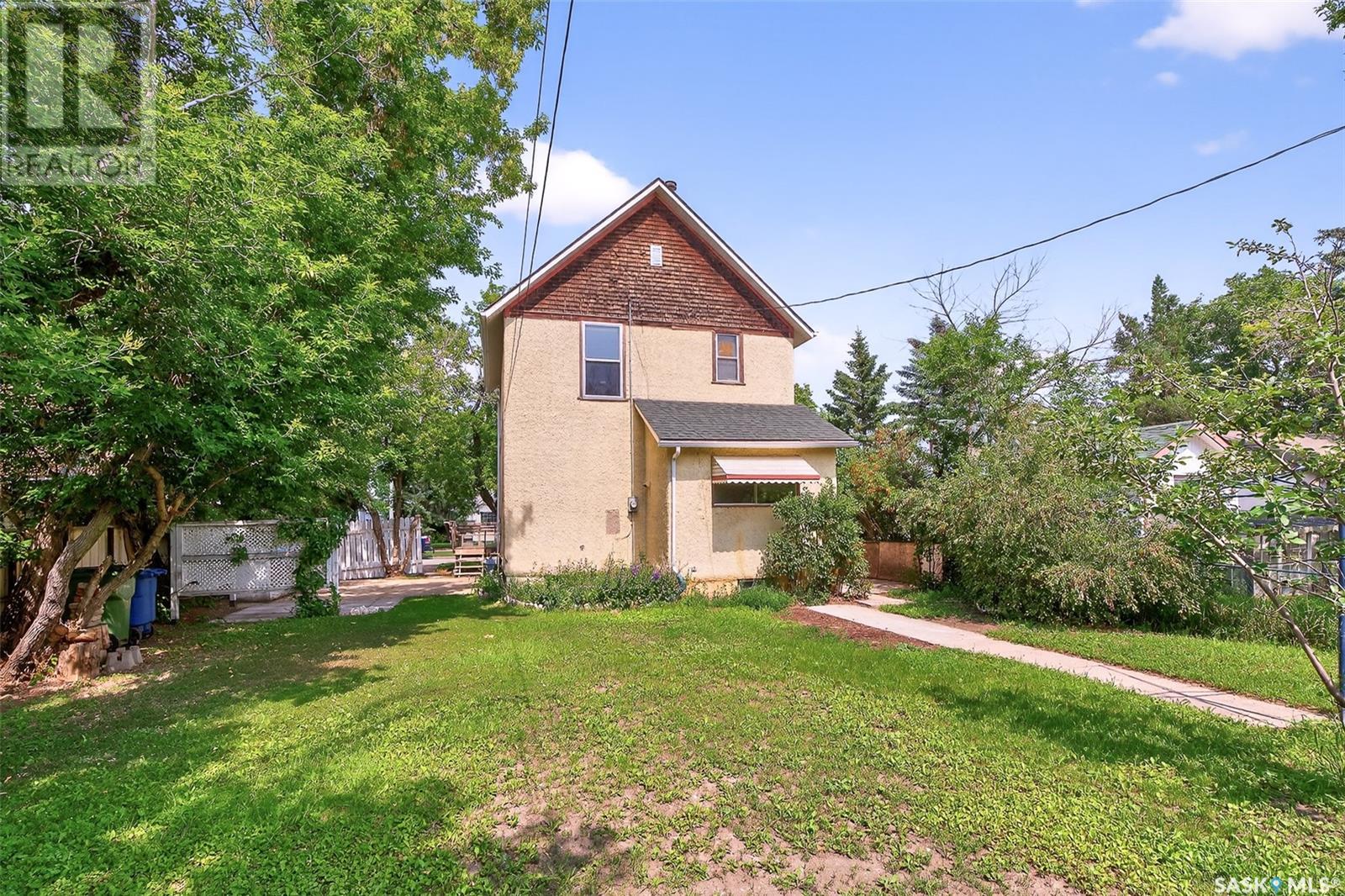 121 Lillooet Street E, Moose Jaw, Saskatchewan  S6H 4S6 - Photo 46 - SK014294