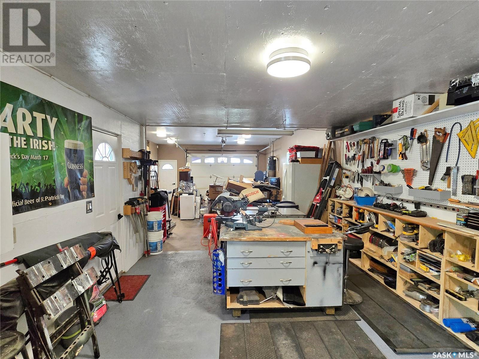 111 4th Street N, Wakaw, Saskatchewan  S0K 4P0 - Photo 38 - SK014173