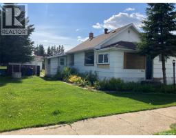 304 1st Street W, Nipawin, Ca