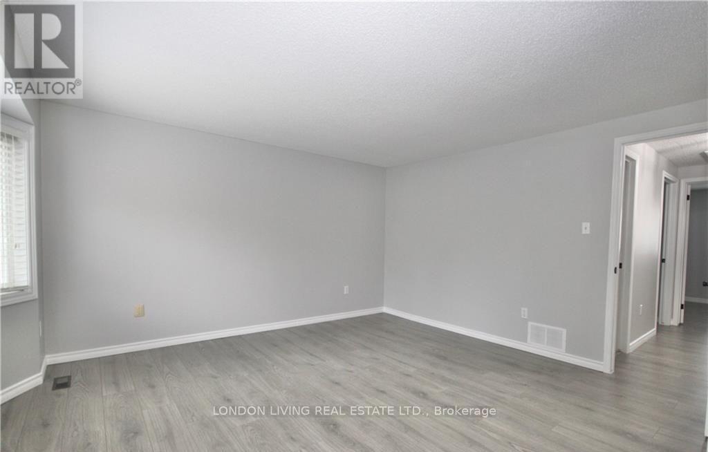 82 - 70 Chapman Court, London North, Ontario  N6G 4Z4 - Photo 14 - X12317479