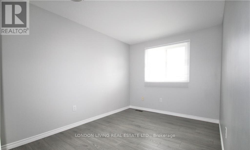 82 - 70 Chapman Court, London North, Ontario  N6G 4Z4 - Photo 18 - X12317479