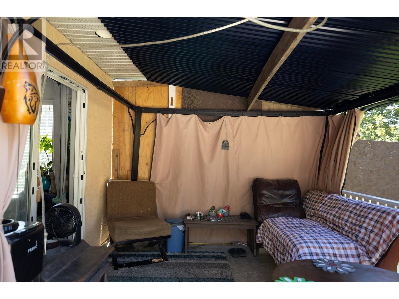 6090 Highway 33, Kelowna, British Columbia  V1P 1H8 - Photo 25 - 10357585