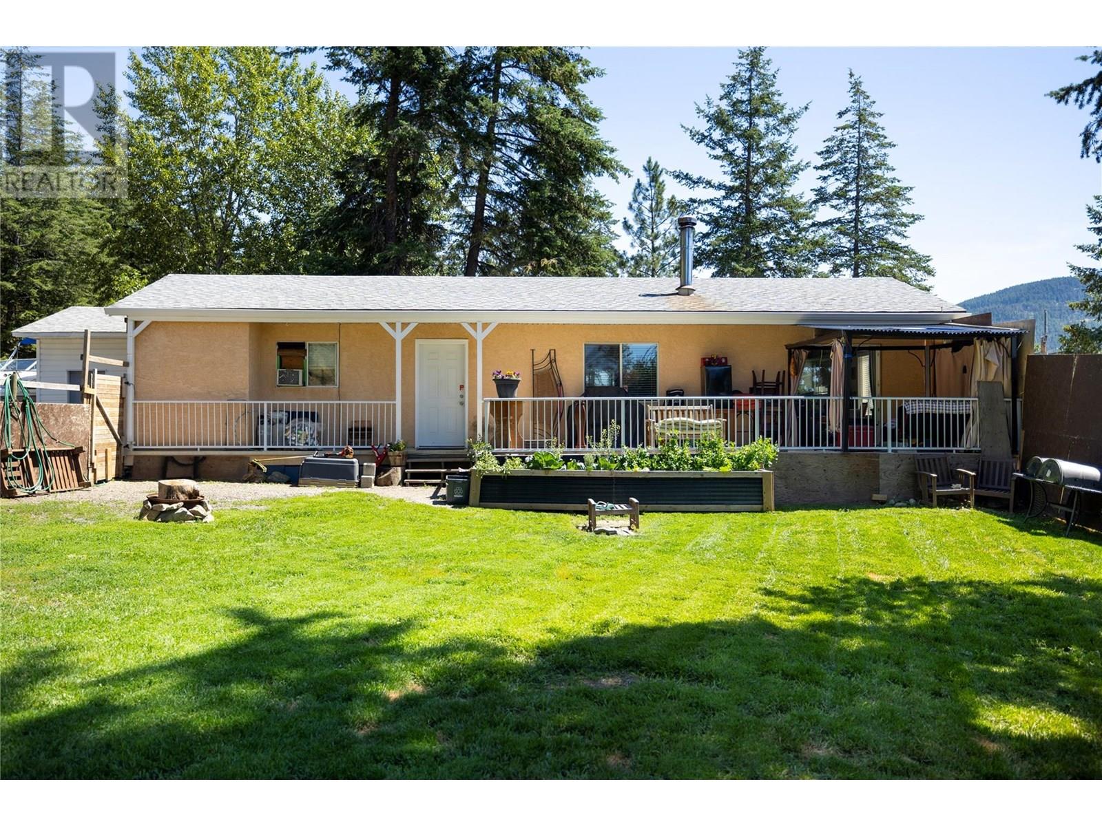 6090 Highway 33, Kelowna, British Columbia  V1P 1H8 - Photo 22 - 10357585