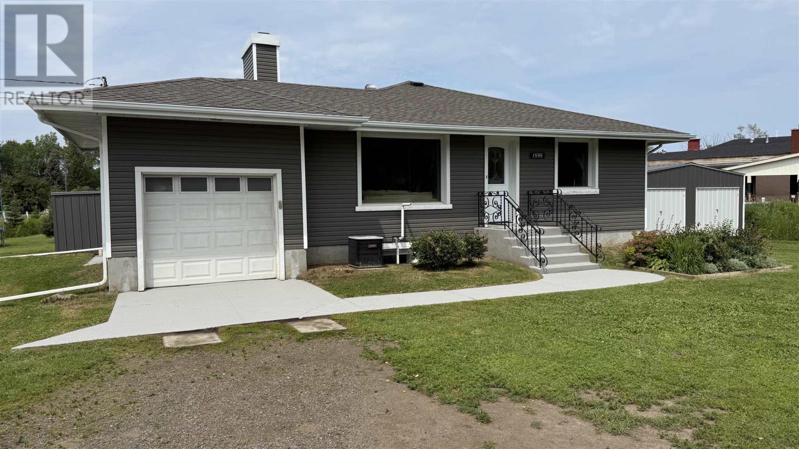 Property at 1595 HWY 61 image 3