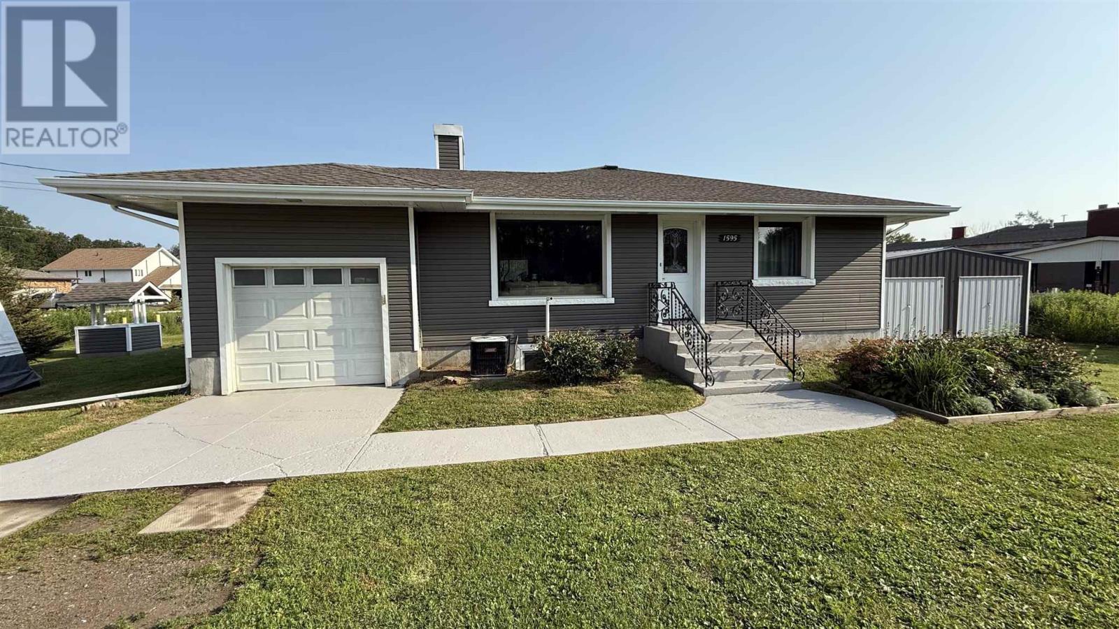 Property at 1595 HWY 61 image 4