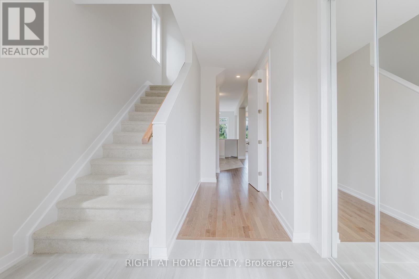 2046 Postilion Street, Ottawa, Ontario  K0A 2Z0 - Photo 3 - X12317517