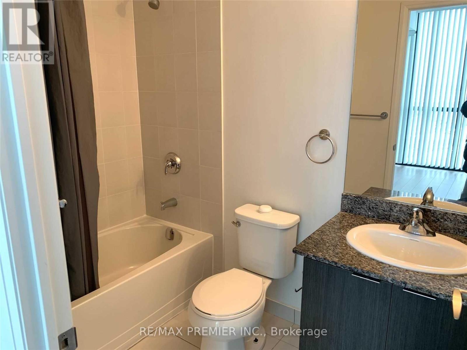 1201 - 2910 Highway 7 Road W, Vaughan, Ontario  L4K 0G3 - Photo 12 - N12317369