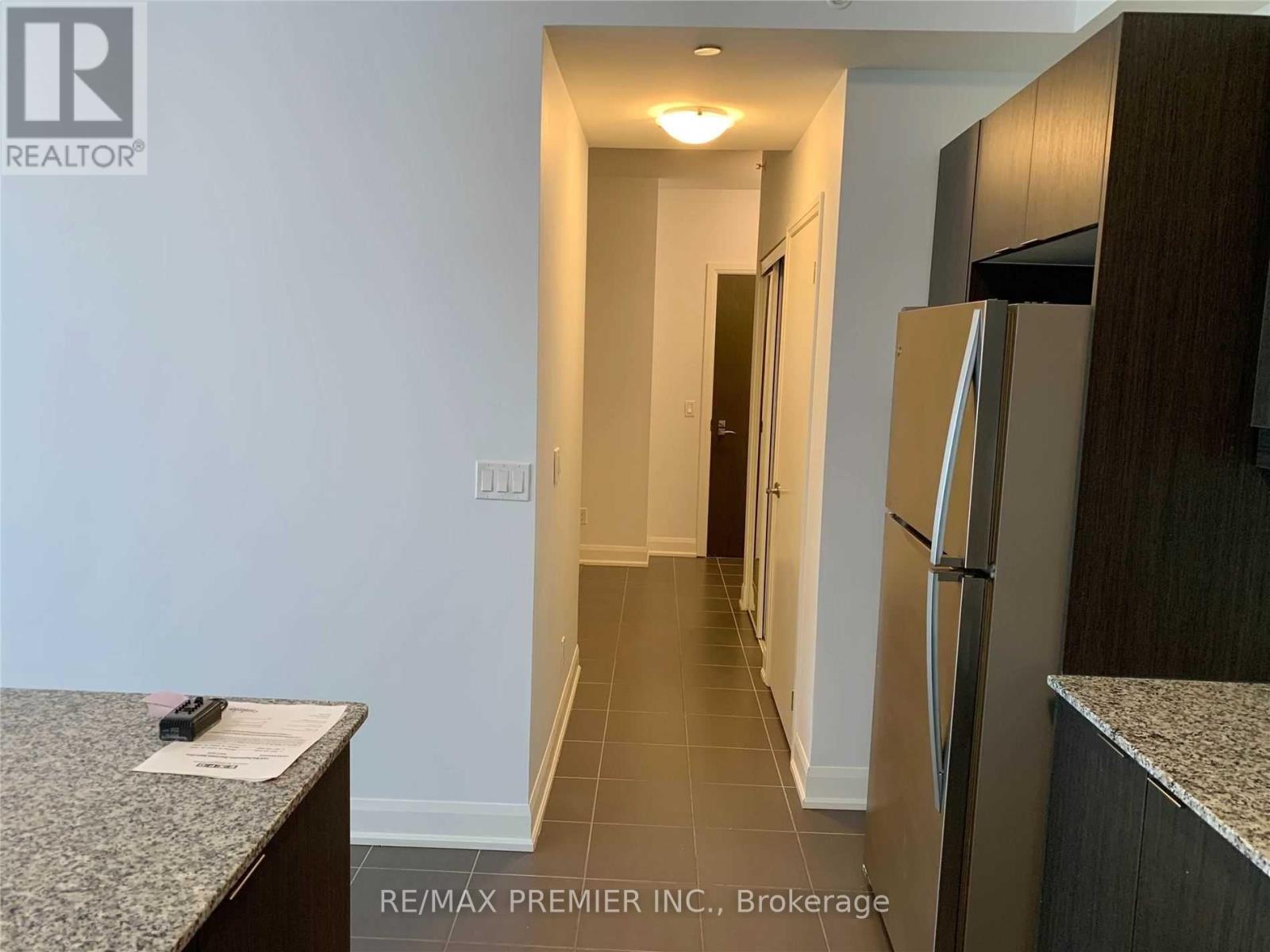 1201 - 2910 Highway 7 Road W, Vaughan, Ontario  L4K 0G3 - Photo 6 - N12317369