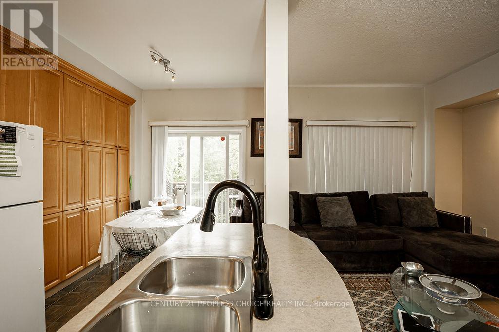 42 - 100 Elgin Mills Road W, Richmond Hill, Ontario  L4C 4M2 - Photo 9 - N12317417