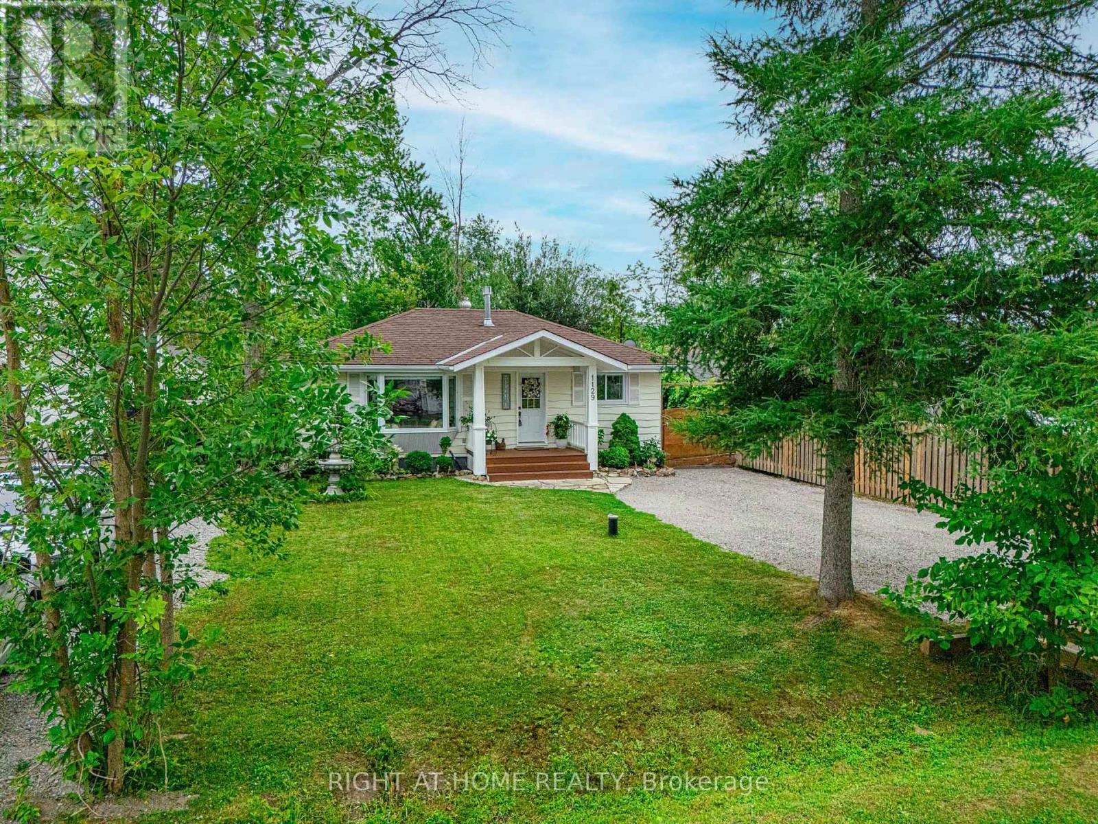 Property at 1129 LINDY LANE image 3