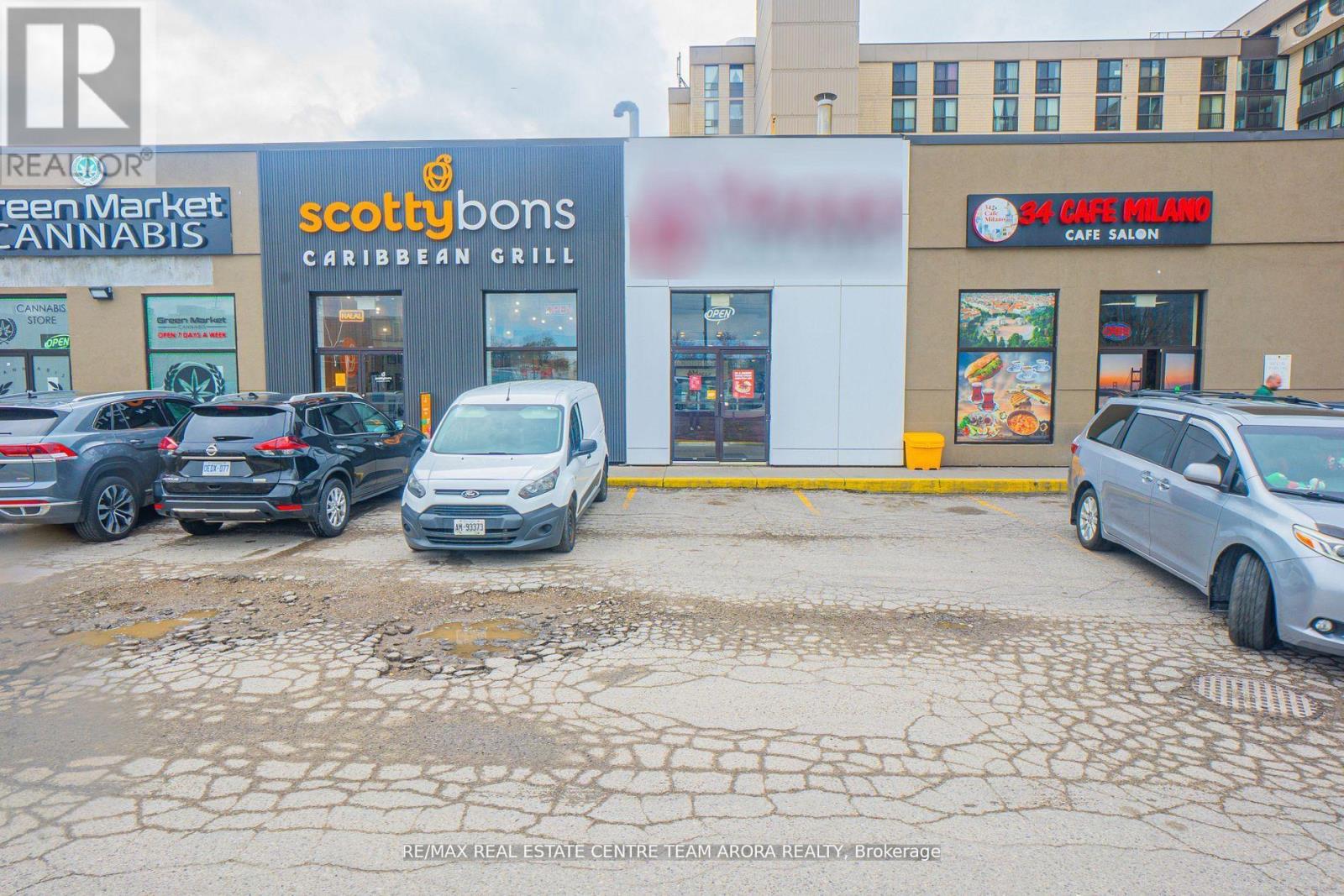27 - 2737 Keele Street, Toronto, Ontario  M3M 2E9 - Photo 1 - W12317407