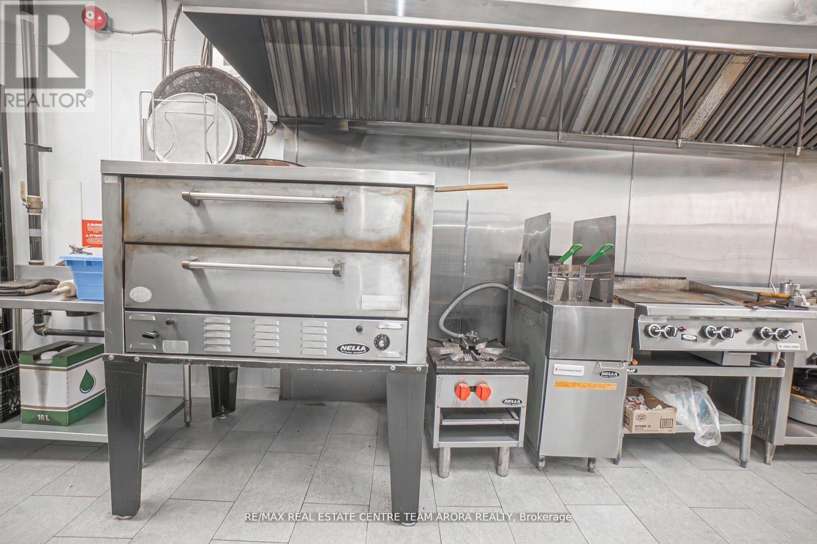 27 - 2737 Keele Street, Toronto, Ontario  M3M 2E9 - Photo 18 - W12317407