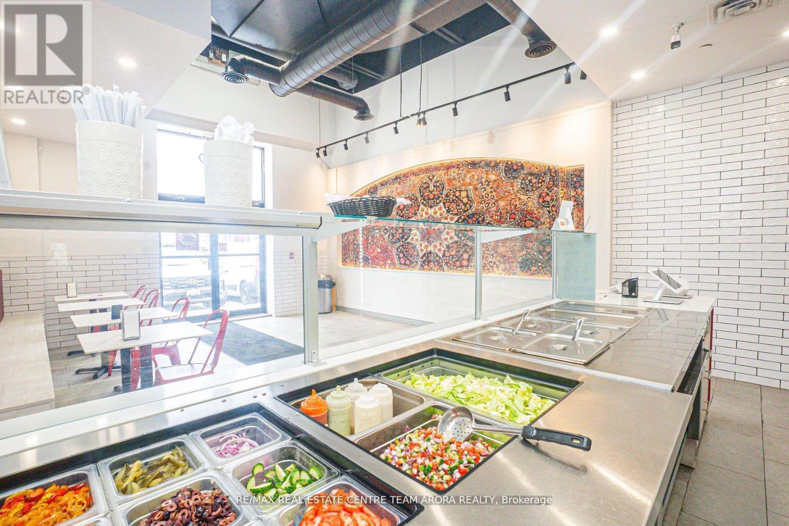 27 - 2737 Keele Street, Toronto, Ontario  M3M 2E9 - Photo 6 - W12317407