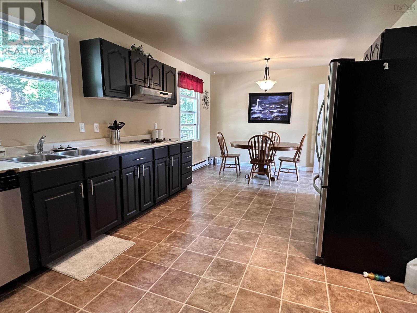 41 James Street, Brooklyn, Nova Scotia  B0J 1H0 - Photo 4 - 202519247