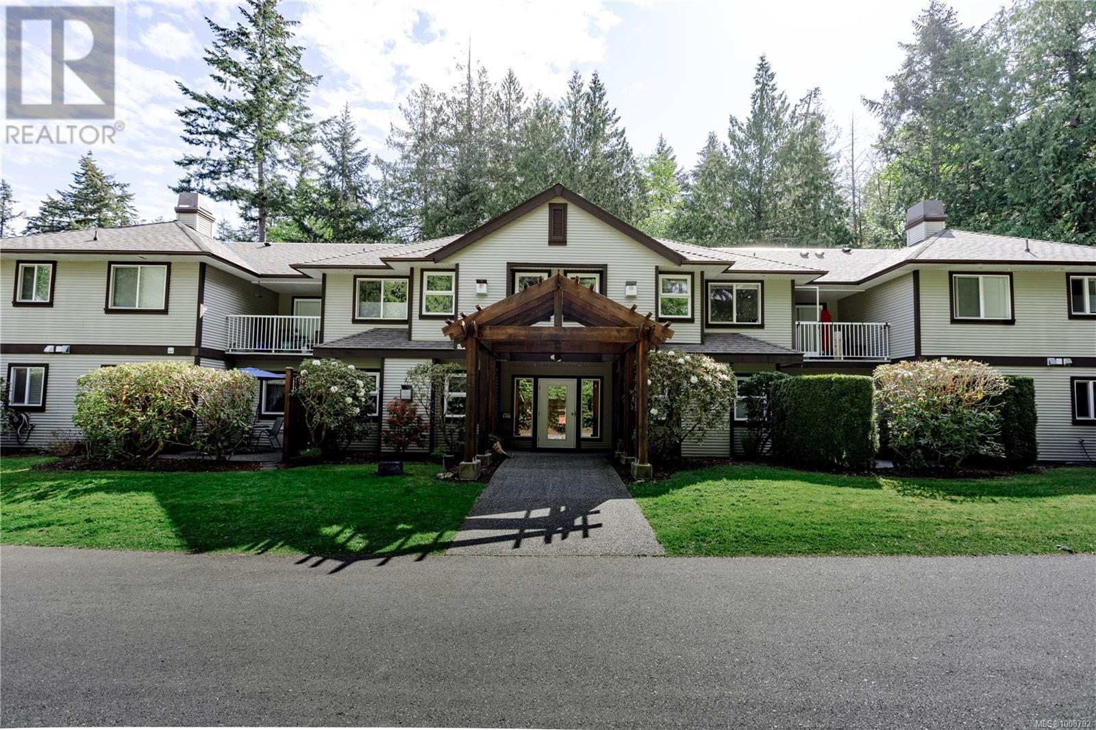 208 440 Schley Pl, Qualicum Beach, British Columbia