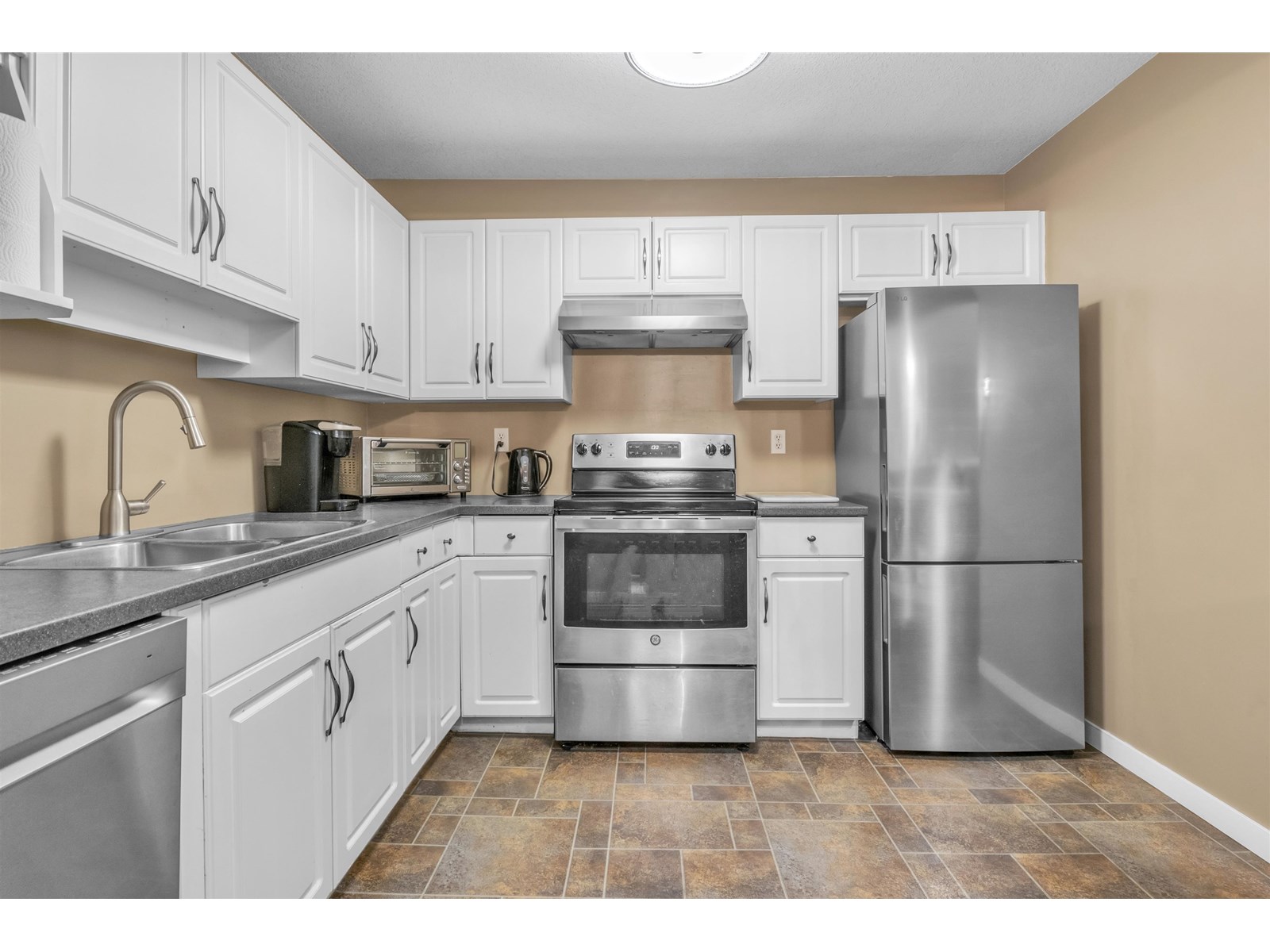 108 32044 Old Yale Road, Abbotsford, British Columbia  V2T 2C9 - Photo 6 - R3032097