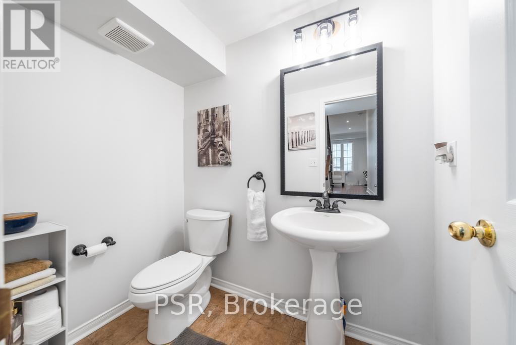 150 Voyager Pass, Hamilton, Ontario  L0R 1C0 - Photo 10 - X12317370