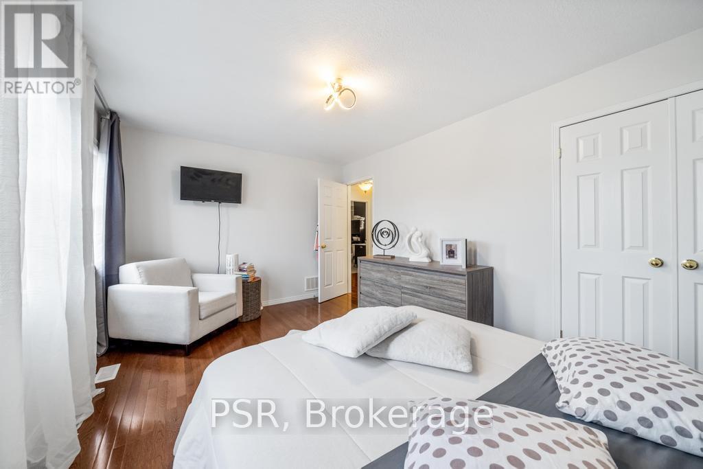 150 Voyager Pass, Hamilton, Ontario  L0R 1C0 - Photo 25 - X12317370