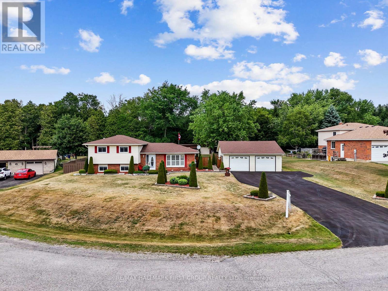 8266 ALBERT COURT, Hamilton Township, Ontario