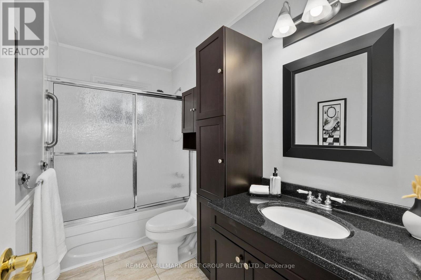 8266 Albert Court, Hamilton Township, Ontario  K9A 4J7 - Photo 16 - X12317378