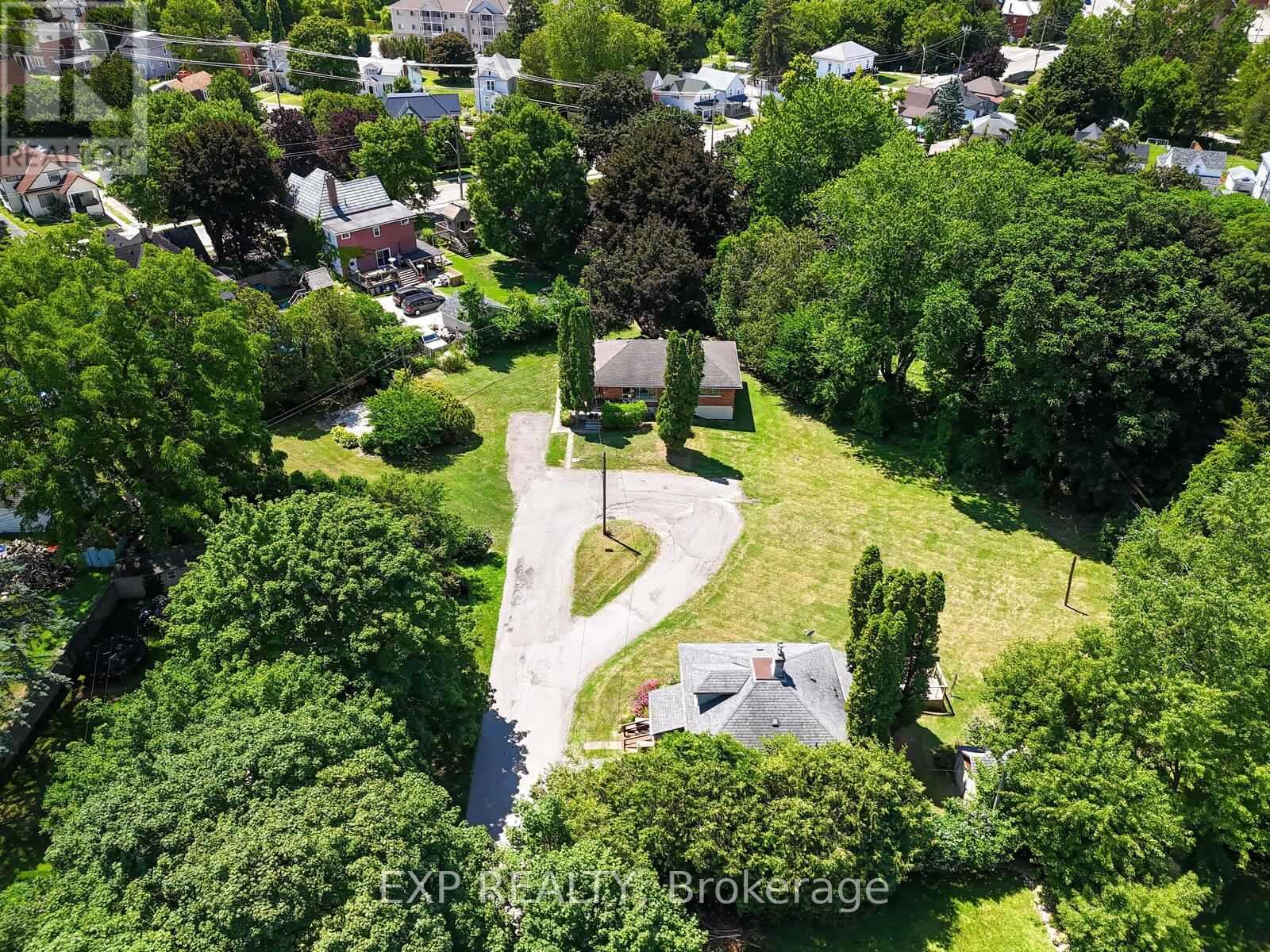 73 & 77 Maud Street, Ingersoll, Ontario  N5C 1E7 - Photo 34 - X12313977