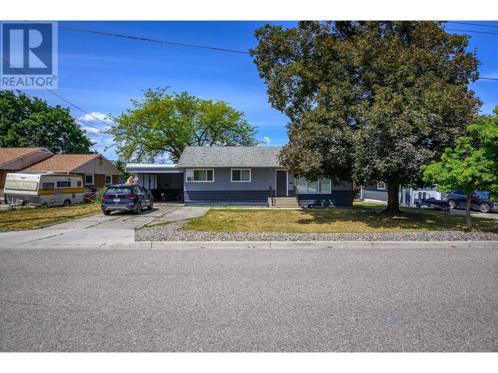 1903 29 Crescent, Vernon, British Columbia  V1T 1Y6 - Photo 3 - 10353552