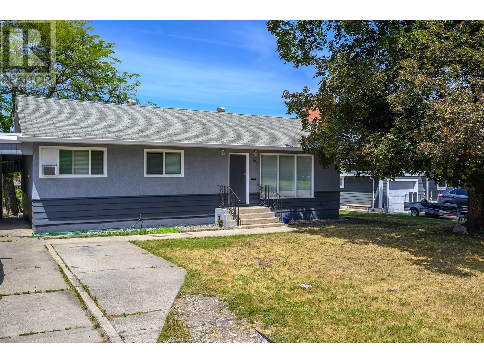 1903 29 Crescent, Vernon, British Columbia