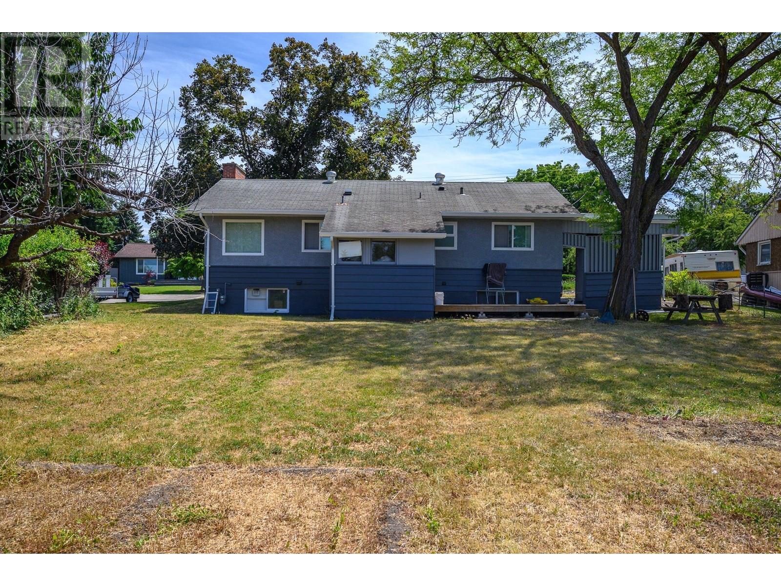 1903 29 Crescent, Vernon, British Columbia  V1T 1Y6 - Photo 9 - 10353552