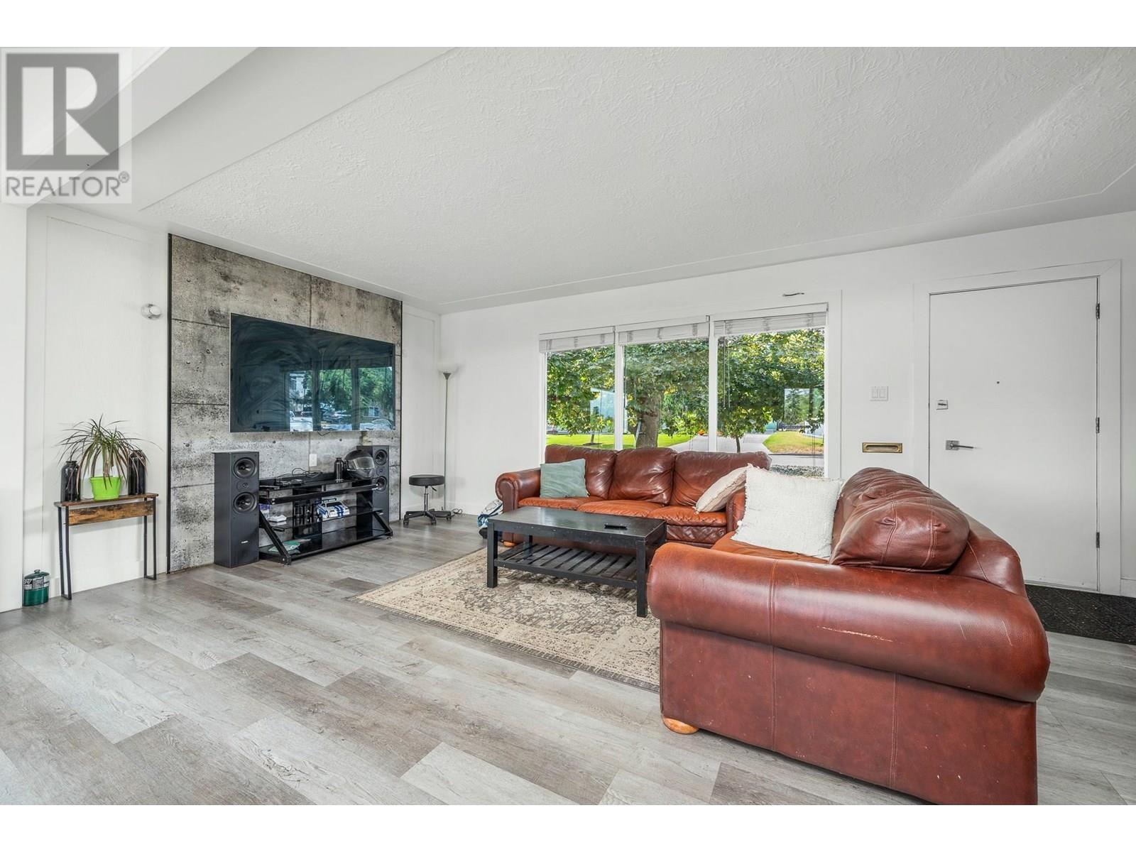 1903 29 Crescent, Vernon, British Columbia  V1T 1Y6 - Photo 13 - 10353552
