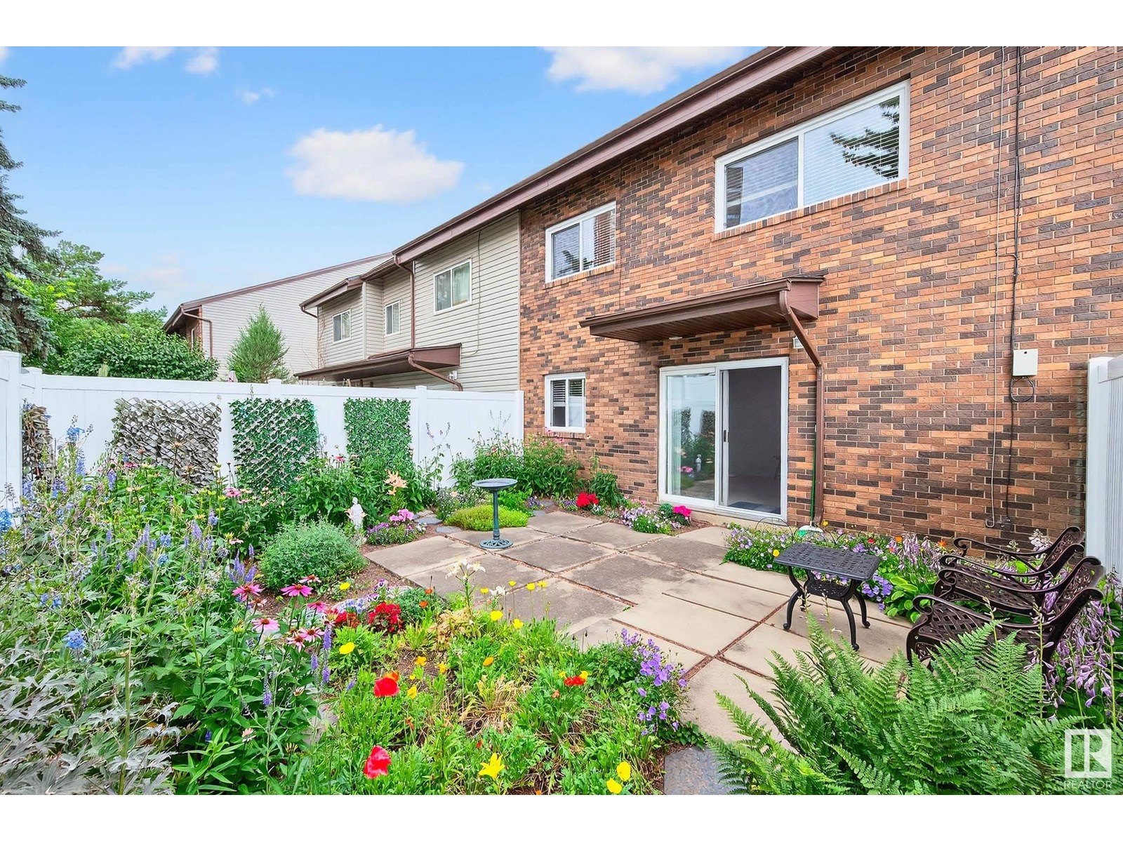Property at 3E MEADOWLARK VG NW image 1