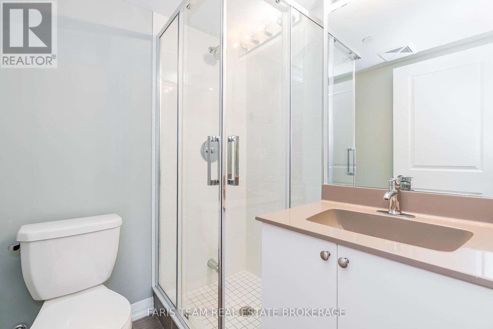 401 - 741 Sheppard Avenue W, Toronto, Ontario M3H 2S9 - Photo 16 - C12317486