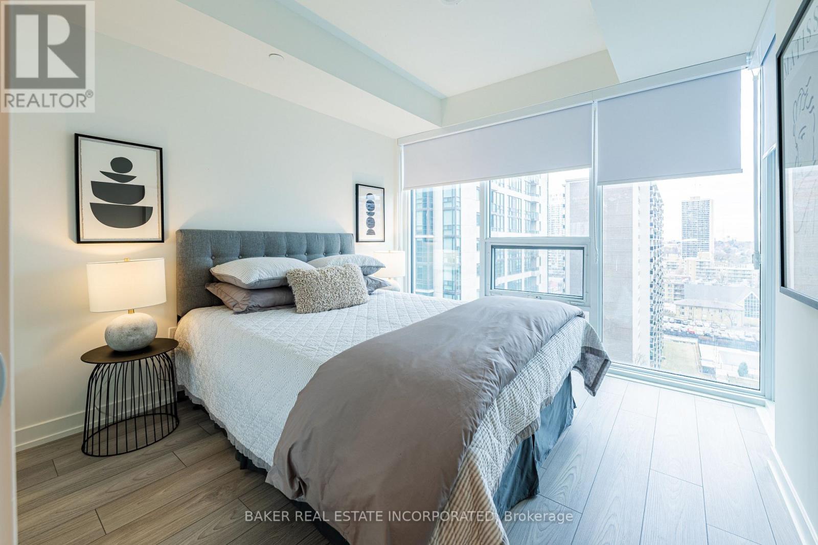 807 - 223 Redpath Avenue, Toronto, Ontario  M4P 0E8 - Photo 2 - C12317513
