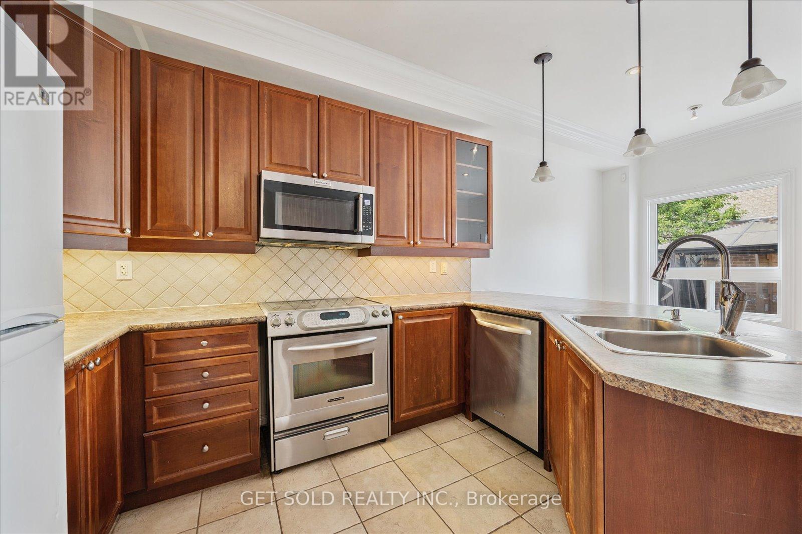 28 Barden Crescent, Ajax, Ontario  L1Z 2A9 - Photo 14 - E12317459