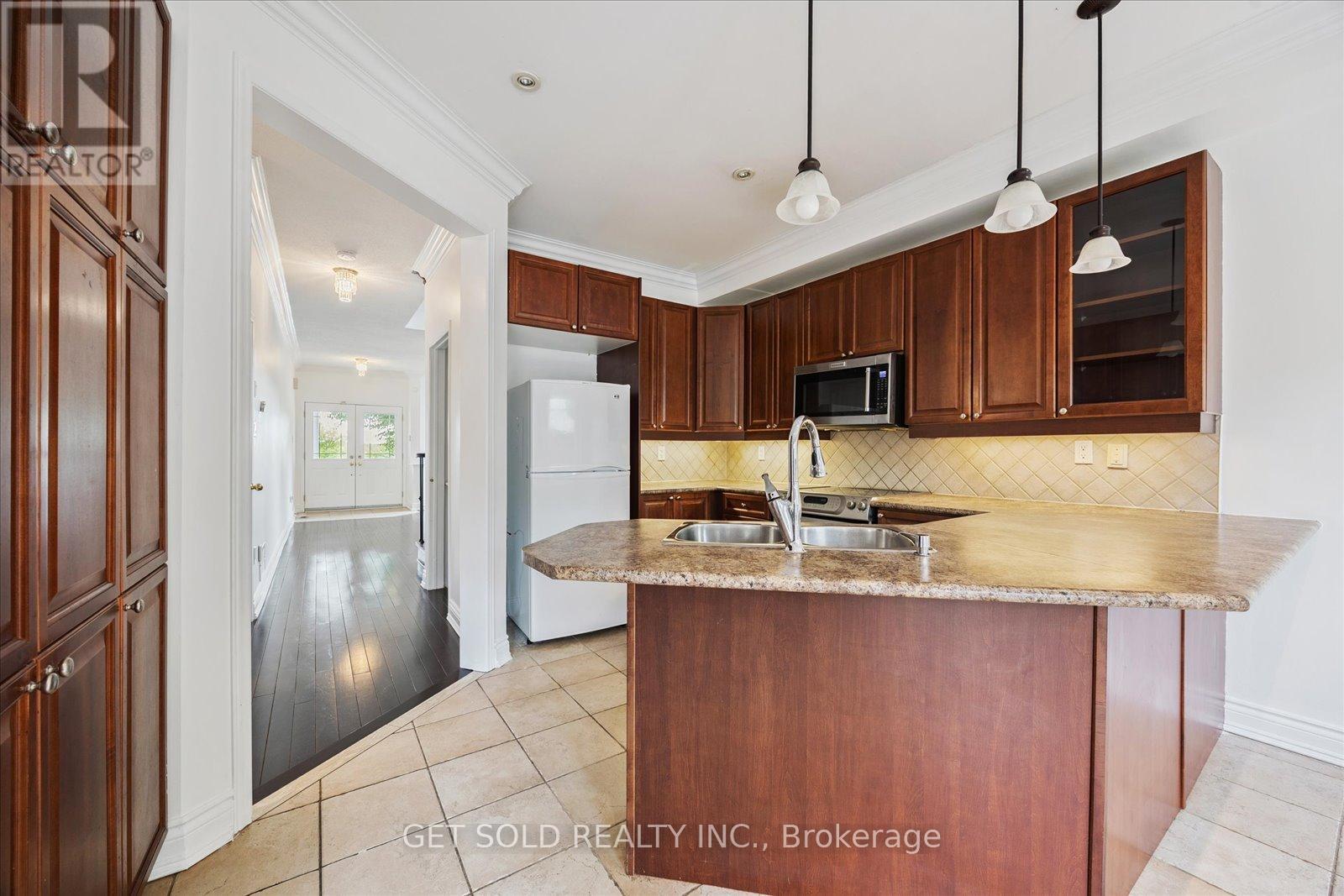 28 Barden Crescent, Ajax, Ontario  L1Z 2A9 - Photo 15 - E12317459