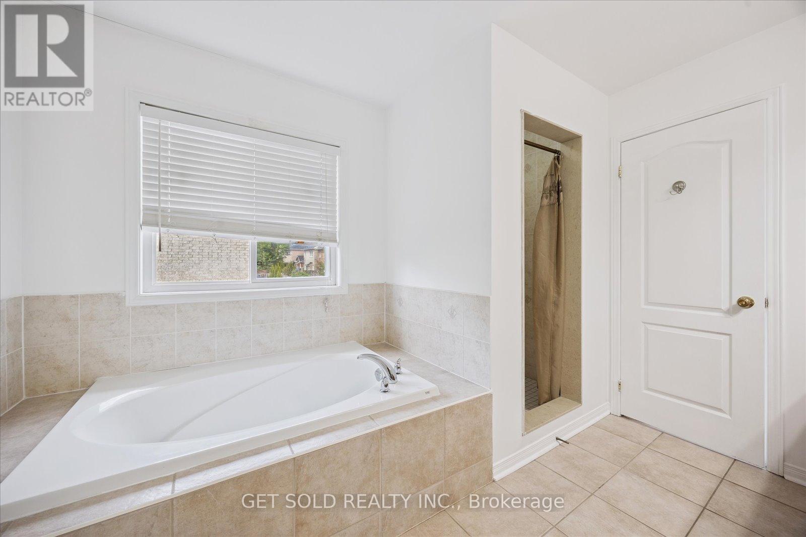28 Barden Crescent, Ajax, Ontario  L1Z 2A9 - Photo 26 - E12317459