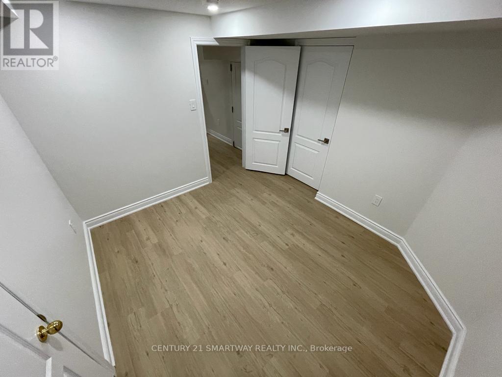 Bsmt - 3224 Tacc Drive, Mississauga, Ontario  L5M 0H3 - Photo 13 - W12301080