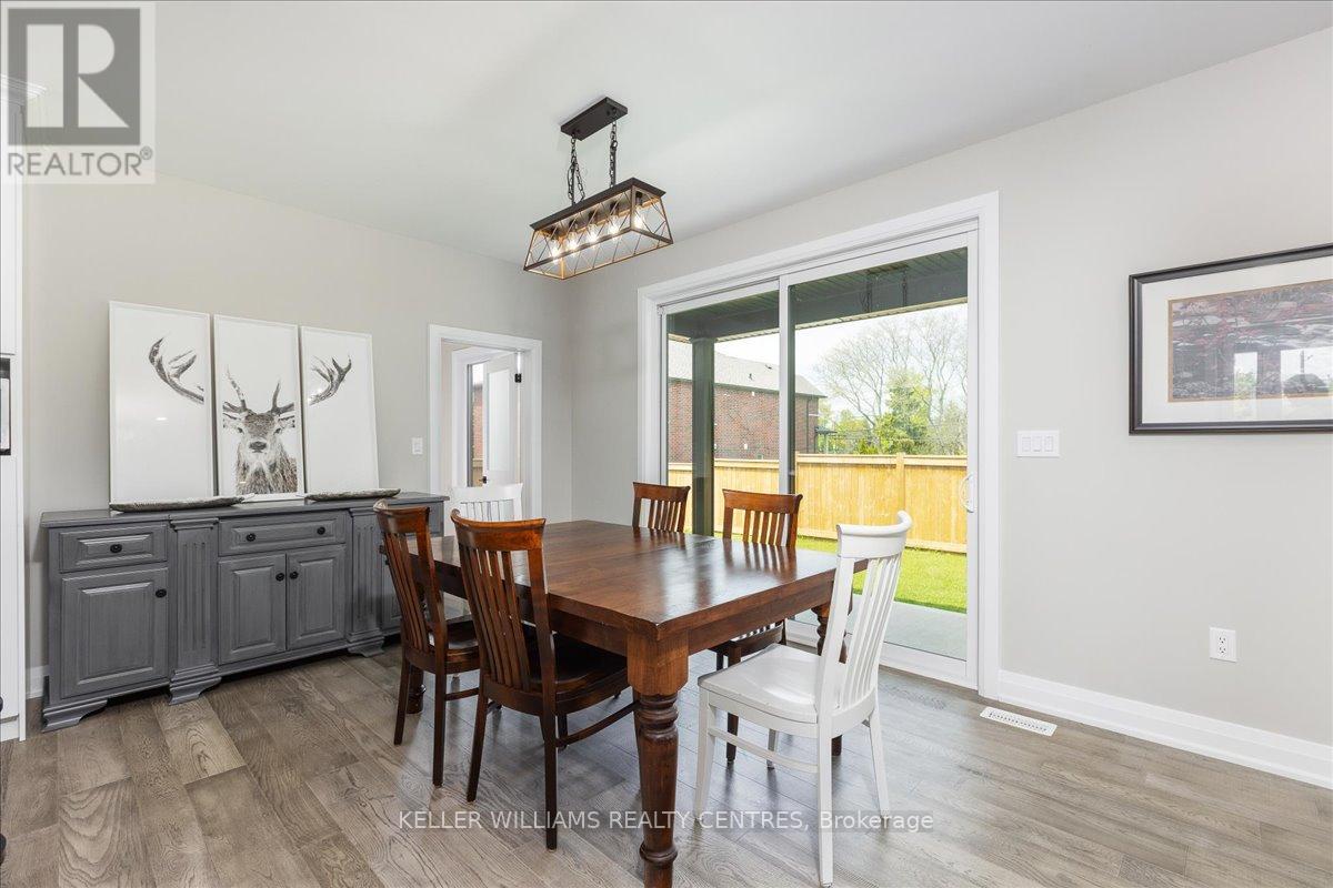 28 St. George Street, Georgina, Ontario  L0E 1L0 - Photo 14 - N12317507