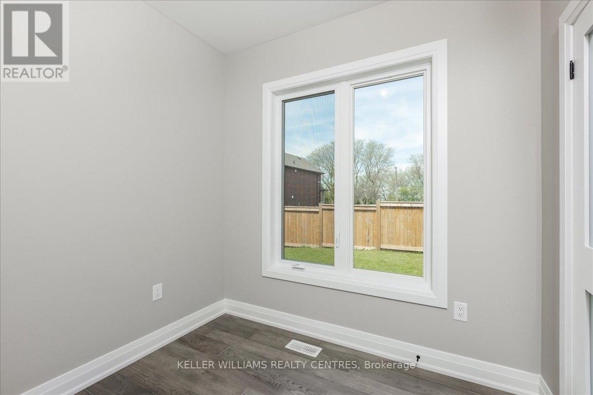 28 St. George Street, Georgina, Ontario  L0E 1L0 - Photo 16 - N12317507