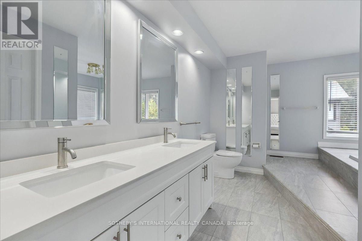 43 Shore Gardens, Oakville, Ontario  L6L 5Z2 - Photo 15 - W12317332