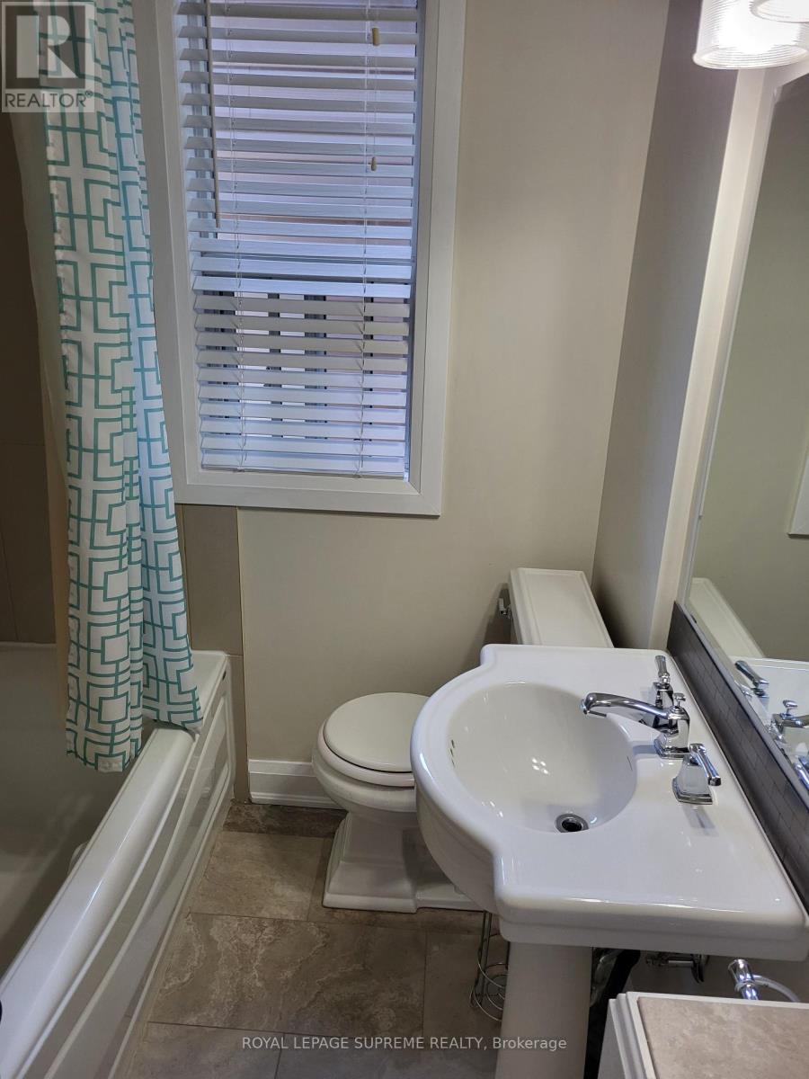 2nd Floor - 30 Glenholme Avenue, Toronto, Ontario  M6H 3A9 - Photo 15 - W12316161