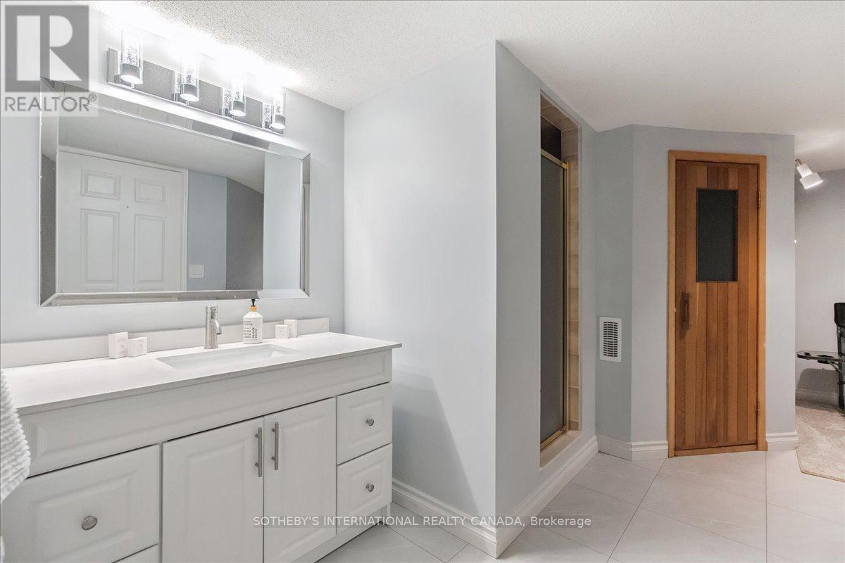 43 Shore Gardens, Oakville, Ontario  L6L 5Z2 - Photo 29 - W12317332